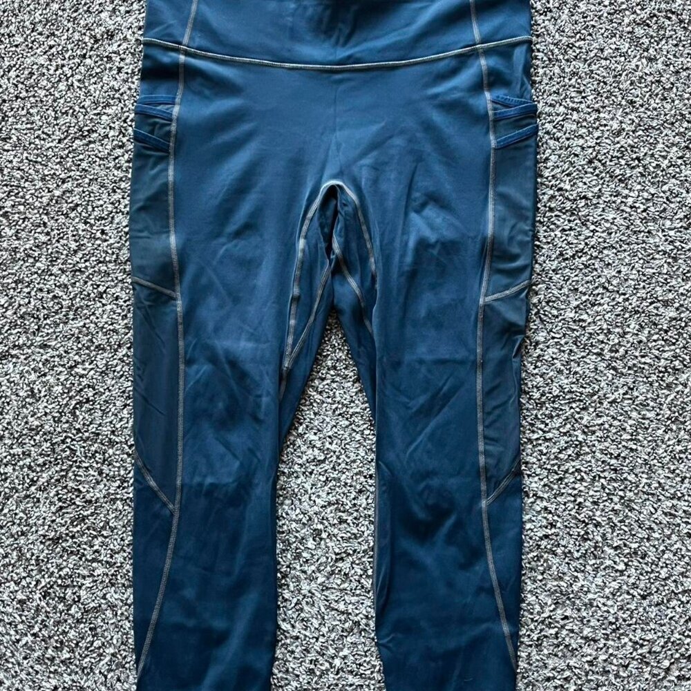 Fabletics Capri Womens Small Teal Motion 365 Athleisure Pants - Picture 1 of 7